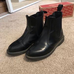 Dr. Marten Flora Chelsea Boots